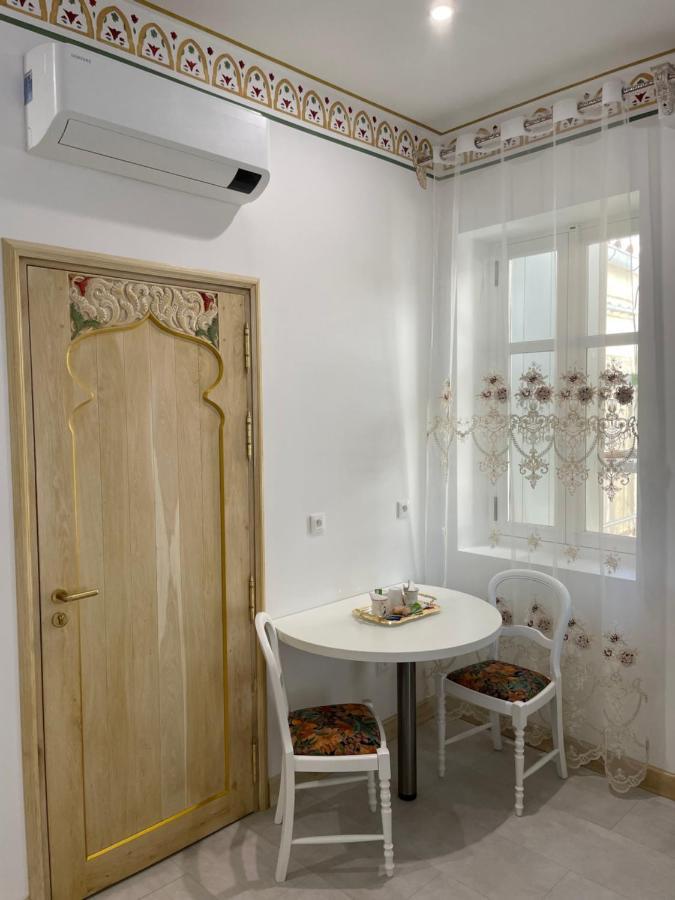 Chambre Orientale Cherazade Maison De L'Eglise Narbonne Ngoại thất bức ảnh