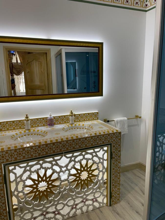 Chambre Orientale Cherazade Maison De L'Eglise Narbonne Ngoại thất bức ảnh